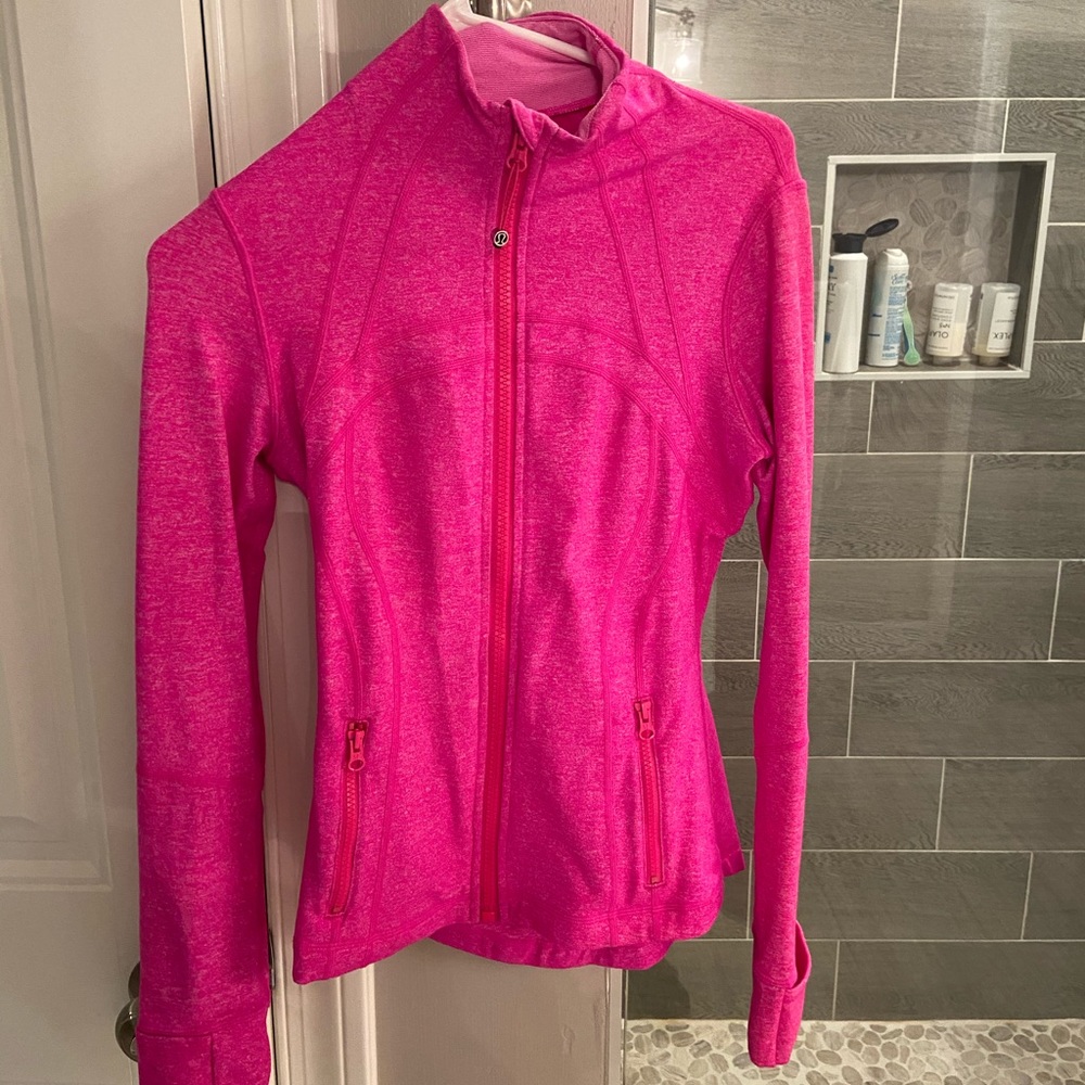 Lululemon Define Size 6